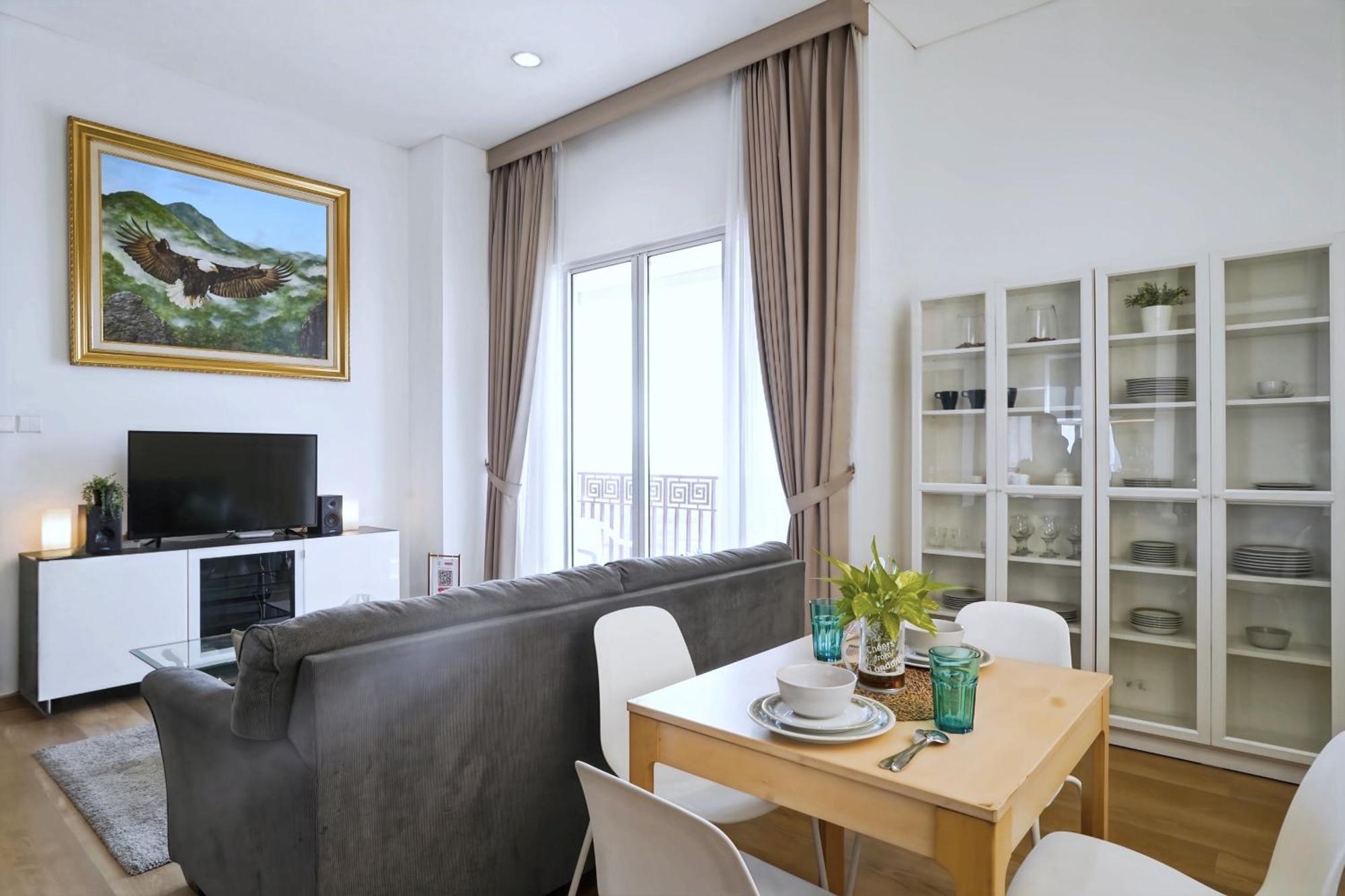 2Br Lucky Tower Residence Jakarta Old Town Top Floor Condo Exterior foto